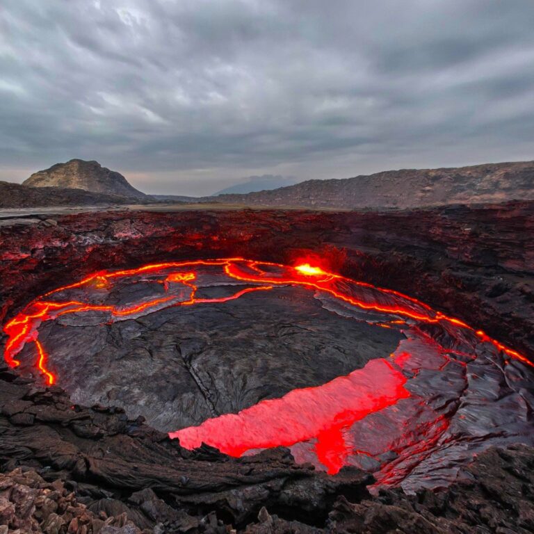 Volcano hiking in Danakil Depression Active Volcano Tour